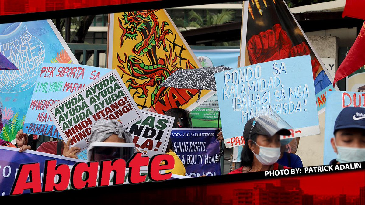 AbanteNews's tweet photo. TINGNAN: Mga mangingisda nagprotesta laban sa mga reclamation project sa Manila Bay, mga apektado ng bagyong Ulysses nanawagan ng ayuda
https://t.co/0Gy3enB1lh
#Ulysses
#Bagyo
#ManilaBay
#protesta 
#TunaynaTabloidista
#AbanteNews
#AbanteVideos
@patrickadalin https://t.co/WSP0E2MUZL