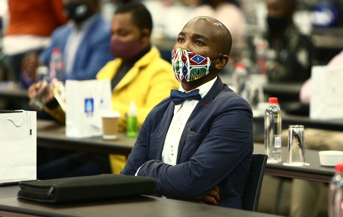 Dbnfashion_fair's tweet photo. It was all smiles at the 22nd Year Edition Durban Business Fair Business Engagement yesterday β¨
We had the most interesting & informative talks with industry gods Siyabonga! π€©
#supportlocal #dbf22 #dff2020 #GewDurban #intoingawe #SupportSmallBusinesses @DBNBusinessFair https://t.co/yLmh0Xe1RR
