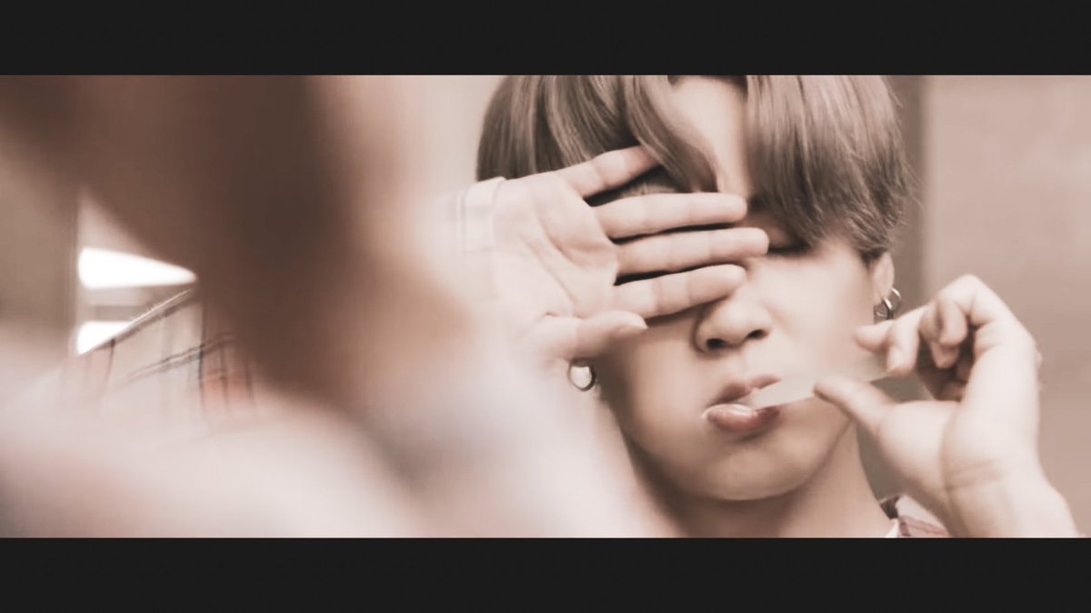 filesforarmy's tweet photo. Jimin is so cute 🥺 #BEbyBTS #LifeGoesOnWithBTS https://t.co/S2KxH3xZBO