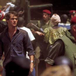 And there is absolutely NOTHING he can do about it. This obviously frustrates him, makes him have a crisis of faith and of how long he can continue “doing the right thing” and risking his life. He witnesses absolutely horrifying scenes and at the end he is entirely hopeless.