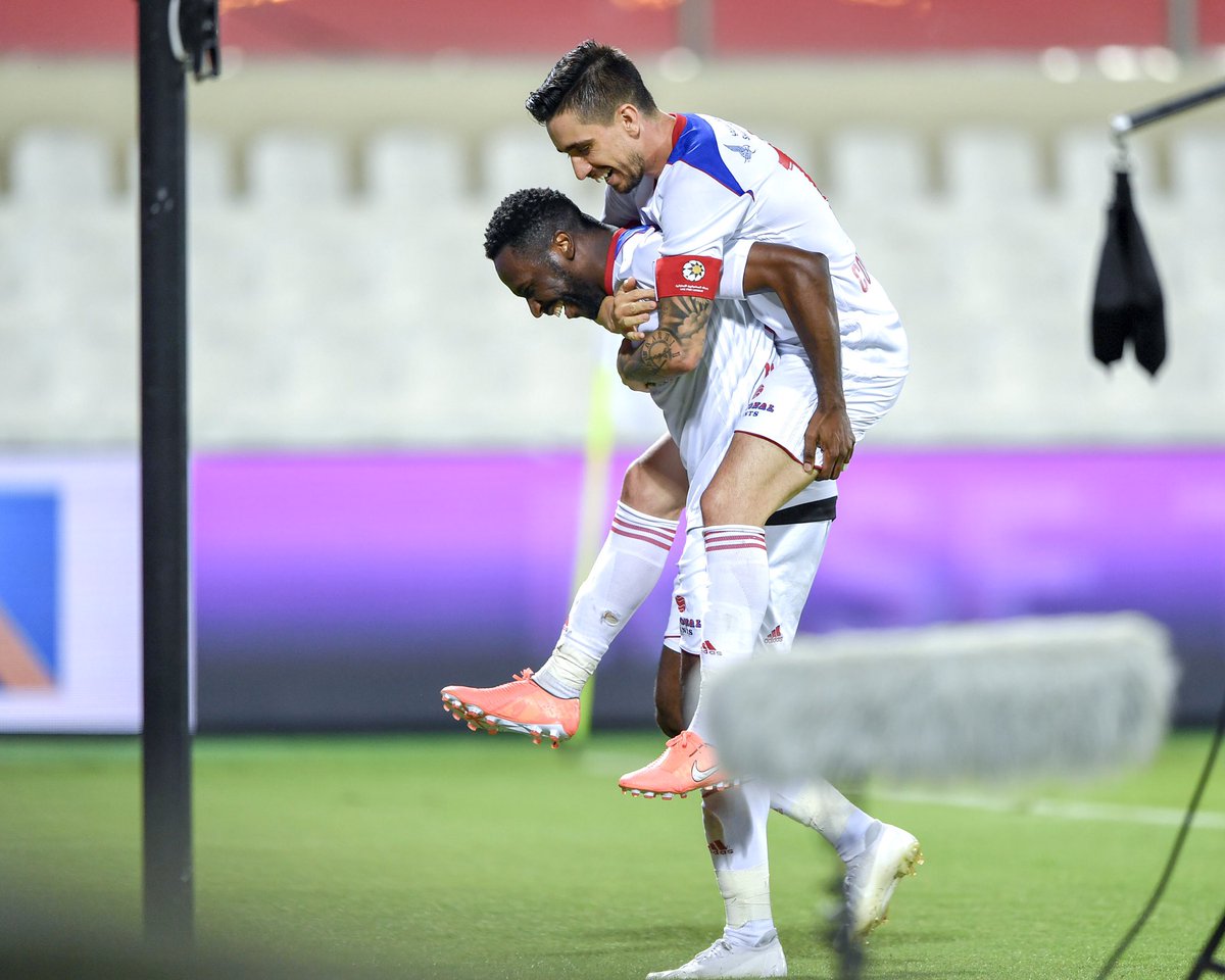 علـى طـاري السعـ🤩ــادة
اليــوم مبــاراة المــلك 👑

#نادي_الشارقة