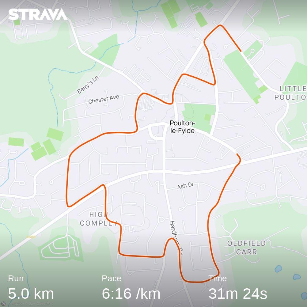 Cwill1547's tweet photo. Day 363 - 366  #runstreak ... #Run366 - 2016/2000 km 

#FiftyforFinnley 55/50 miles

3 is the magic number ...

Stop or carry on ?? 🤔 ... 500 has a nice ring to  it !!

Stay safe everyone ... https://t.co/PFqhiJcJEX