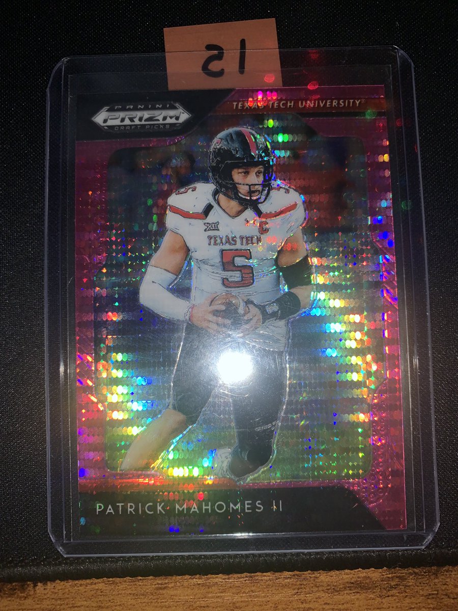 2019 Panini Prizm Draft Picks Patrick Mahomes Pink Pulsar $17/shipped BMWT  @HobbyConnector  @Hobby_Connect