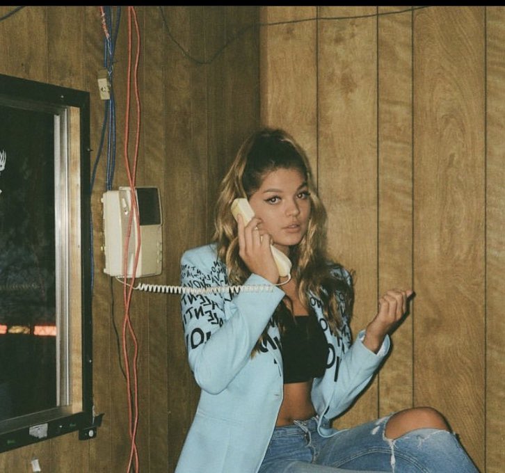 Talking to my younger self telling her to stream “made for growing up” - link in bio 😜 #NewMusic