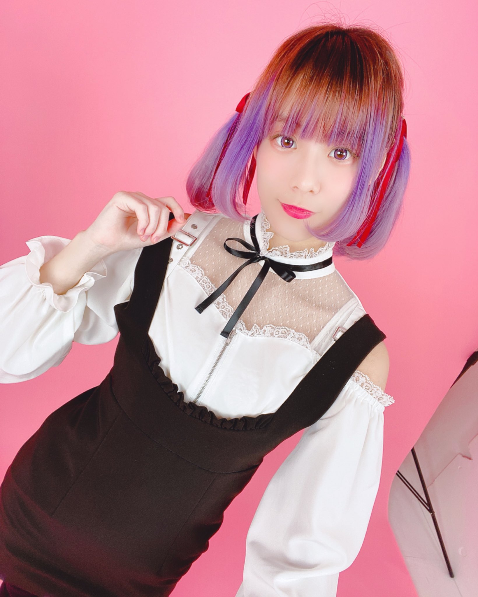 O Xrhsths るちか かれ るう Sto Twitter サイド以外セット前 適当に纏めてる セット後 紫好きな事による髪 色 ほっといたら真ん中で前髪が分かれる事から鬼滅のしのぶさん感あった 偶然 推しは蜜璃ちゃん T Co Xmmzekx5xr Twitter