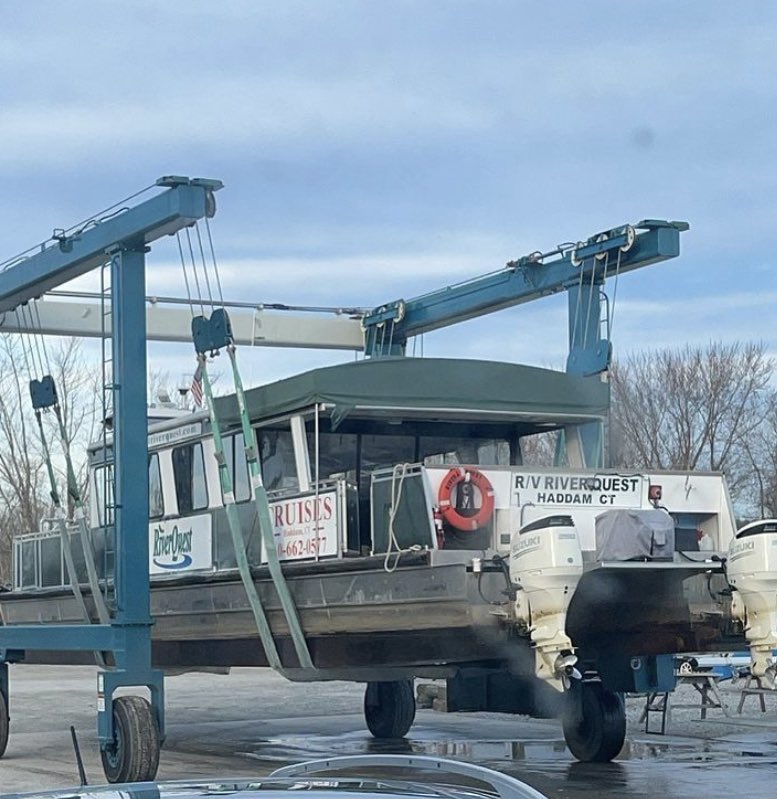 river_quest's tweet photo. RiverQuest has reached her southern wintering grounds...@chestermarina #chesterct #ctriver #lookingforward2021 https://t.co/grYKNQZRf3