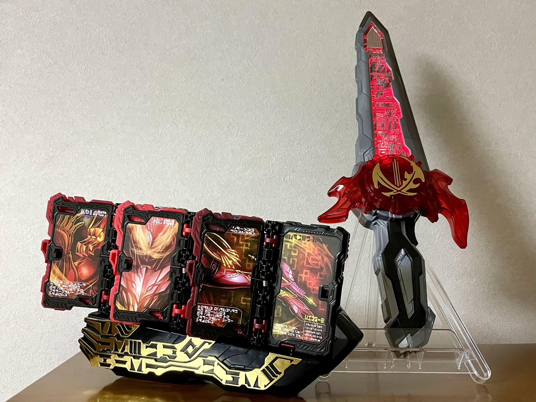 即納 最大半額 仮面ライダーセイバー クリムゾンドラゴン 最強なりきりセット 奇跡の再販 Farmerscentre Com Ng 即納 最大半額 仮面ライダーセイバー クリムゾンドラゴン 最強なりきりセット 奇跡の再販 Farmerscentre Com Ng