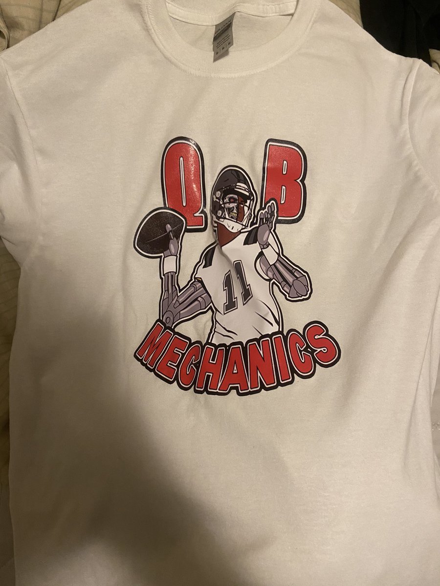 Lil__Showtime12's tweet photo. If you a Quarterback in the Memphis area you need to hit up @DarriusMohn @MohnCoach #QBMechanics https://t.co/5M3mtpAREz