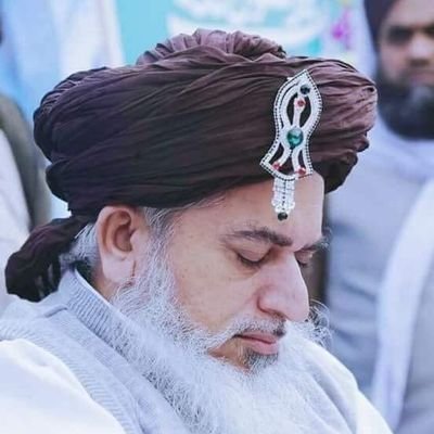 saadrasool7's tweet image. #NewProfilePic 😭😭😭