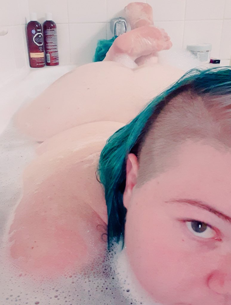 smittenkitten05's tweet photo. @iamxajax https://t.co/5aJvVWfVuH https://t.co/dIEwq8Bkys https://t.co/jdIOEDmE8z