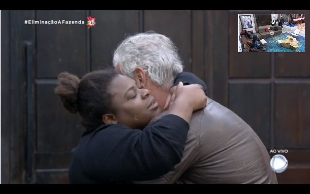 ZAMENZA's tweet photo. "Voltei, bebê." (Mateus Jojo)❤️

HAHAHAHAHAHAHAHAHHAHAHAHAHA #EliminaçãoAfazenda https://t.co/yBYLrE3rRt