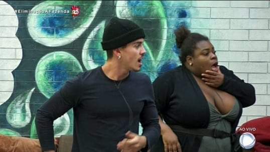 taissa161's tweet photo. Até eu que sabia que Mirella seria eliminada, tive essa reação

#EliminaçãoAFazenda https://t.co/xpTPCsZEEf