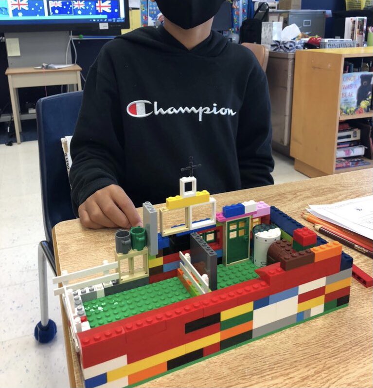 qvmcleod's tweet photo. I am fascinated with the unique ways that my neurodiverse students use their free activity time. Each one shows a special kind of genius. #allkindsofminds https://t.co/k0F5IRchZk