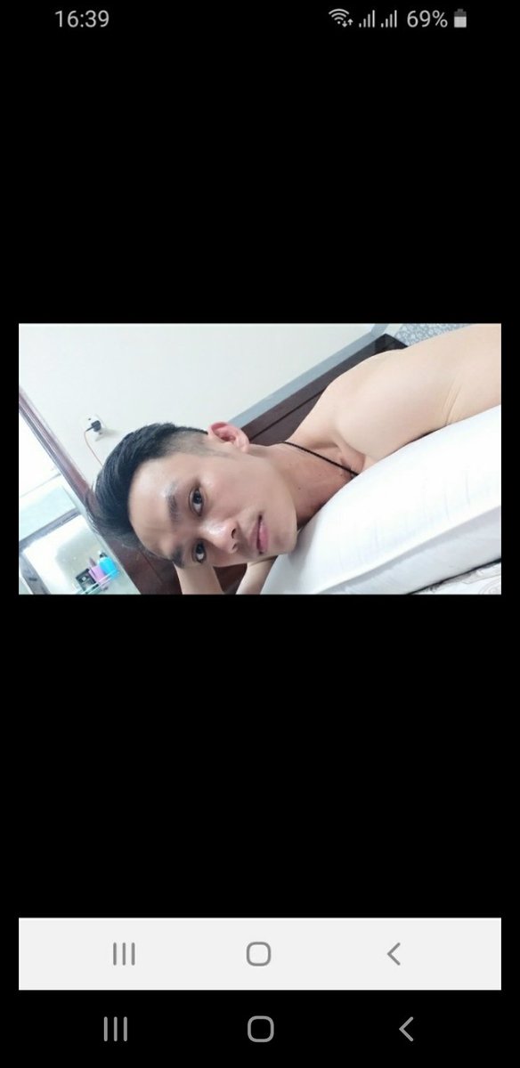 ManCallboy's tweet photo. I am callboy man hot sg. Line in ho chi minh city of vietnamese. 500k money vietnam. Call number : 0939 571 439 or 086 232 1042. Mr hoang. https://t.co/cXmELBFGBb