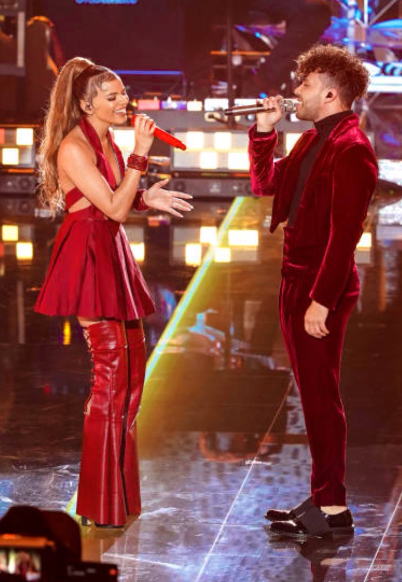 KarolinaRojass's tweet photo. @PrinceRoyce @lesliegrace ❤️✨ https://t.co/BrQ4gC1AtY