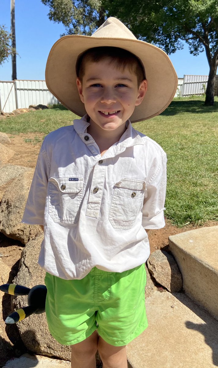 emmareynolds77's tweet photo. Happy Aussie Agriculture Day #futurefarmer #AgDayAU #agday2020 #thankafarmer https://t.co/UBSv7lXrXq