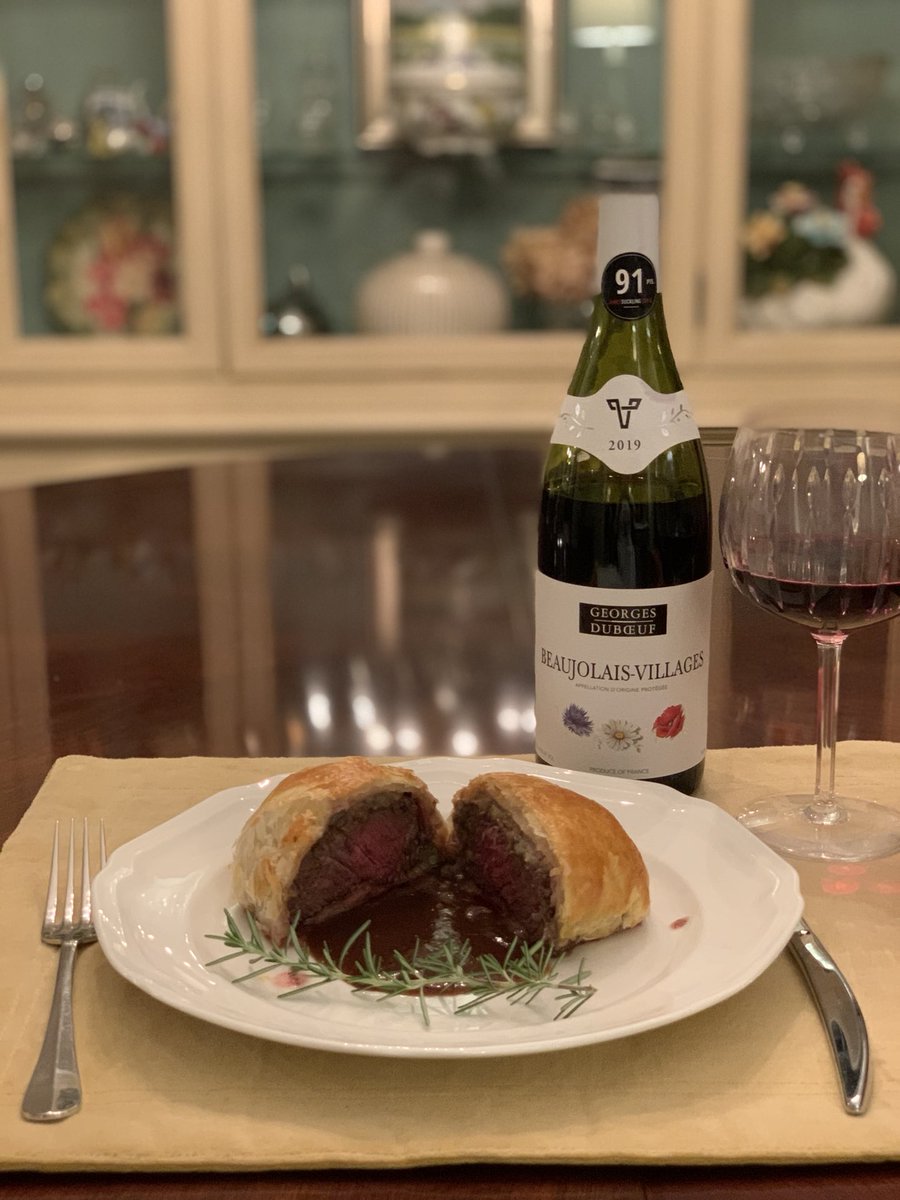 MerryBanker's tweet photo. Thank you ⁦@FACCAtlanta⁩ for a wonderful evening and cooking class with @PetiteAuberge74 Michael and Chef Anthony Gropp!  #FACCATLBN2020 #BeaujolaisNouveau #BeefWellington ⁦@GeorgesDuboeuf⁩ https://t.co/oEMk55JH9R