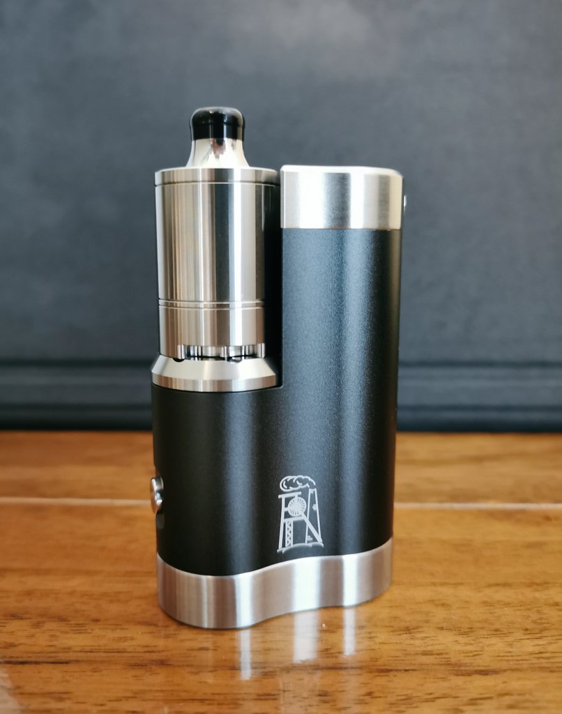 kenny_vape's tweet photo. やっぱりメタルはかっこいい🤩
#vape #KoroMods #MetalTank #FishEyeMetal https://t.co/vZy848vvRw