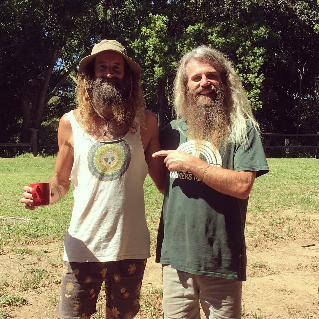Spotted! Our shirt on @ausmusictshirtday! Our artist @oooowizards at the @mullumfarmersmkt 🥰 anyone else got their turtle merch on today? Tag us 😛
.
.
.
#ausmusictshirtday #turtleskull #supportact #ausmusictshirtday2020 instagr.am/p/CHzGAXxBks9/