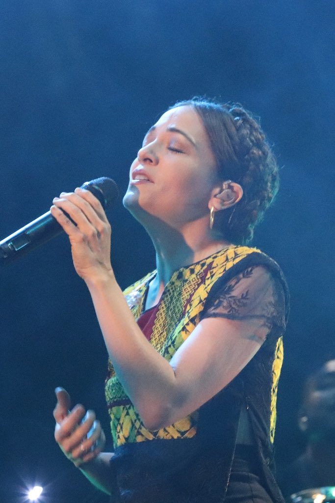 AdictosC13's tweet photo. Hoy los latin gramys demostraron que el reggaeton no lo es todo

Natalia Lafourcade (mejor álbum del año)
Residente (Mejor canción del año)
👏🏼👏🏼👏🏼👏🏼👏🏼👏🏼👏🏼👏🏼👏🏼👏🏼👏🏼👏🏼👏🏼 https://t.co/fCyEeB3hkL