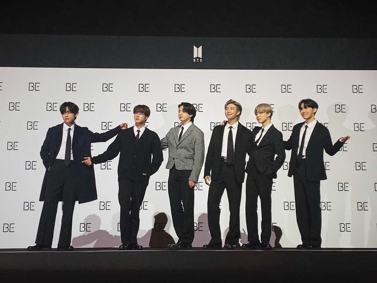 Tulika_BTS's tweet photo. OMFGDGDDD😭😭🥺💜 THAT'S SO SWEET OF THEM TO HAVE COME UP W/ THE IDEA OF HAVING A #YOONGI 's   picture w/ them to complete their presence as 7, #방탄소년단 🥺💜 each of them look elegant for today's #BEConference 🔥
 #BTSARMY #BTS #BTS_BE
#BETODAY #BEisComing https://t.co/haq7yNWmW6