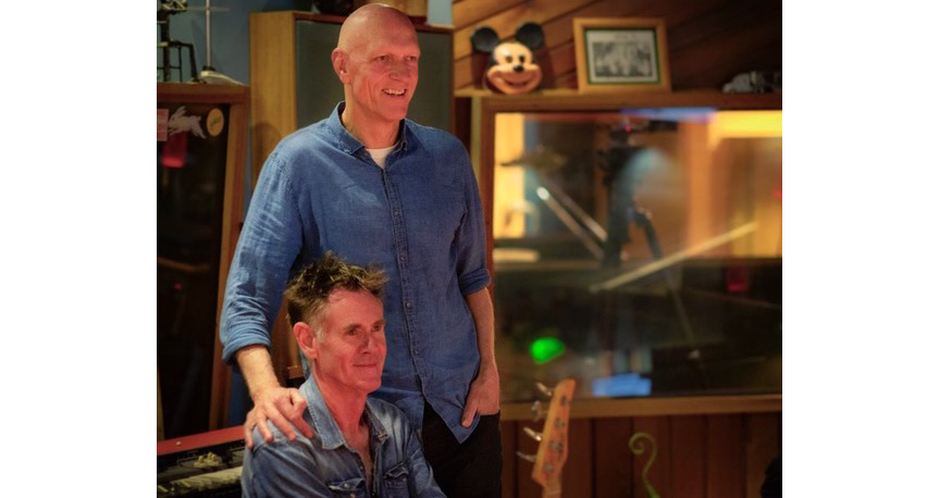 pgarrett's tweet photo. Still mourning the loss of our dear brother Bones Hillman - gone too soon. It's bittersweet that a song we wrote together aeons ago is in the spotlight today. Love you mate.
"Terror Australia" - Midnight Oil ft. Alice Skye: https://t.co/wO88XPsvsQ https://t.co/lch4uSCQ6s