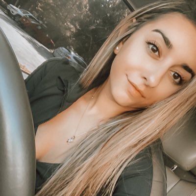 ashnv8's tweet photo. #NewProfilePic https://t.co/HqRks1Gb3v