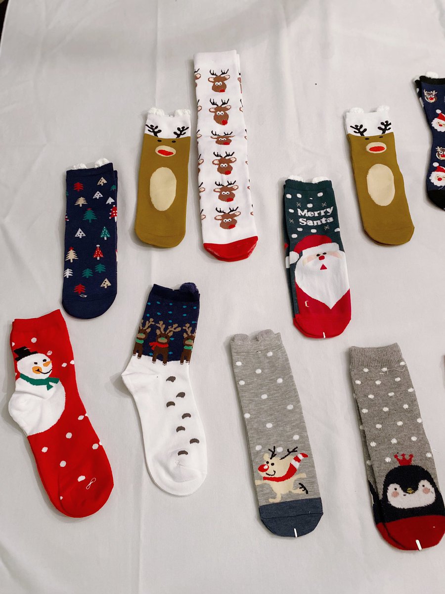 abi_vazq's tweet photo. ¡HELLO!
En dates &amp; gifts tenemos calcetines navideños, súper cómodos y a súper buen precioooooo! ⛄️⛄️⛄️
Pueden mandarme Dm para más info o directo en mi página @dates_gifts en Instagram!!!💗❄️ https://t.co/mu9yJ1kOwm