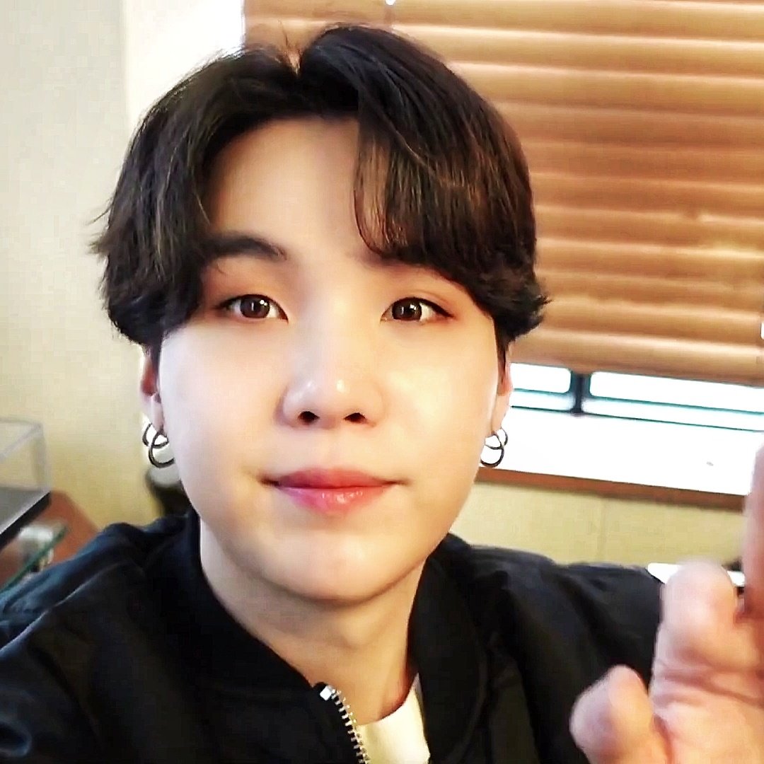yoongisarchive's tweet photo. https://t.co/gYEclDOknA