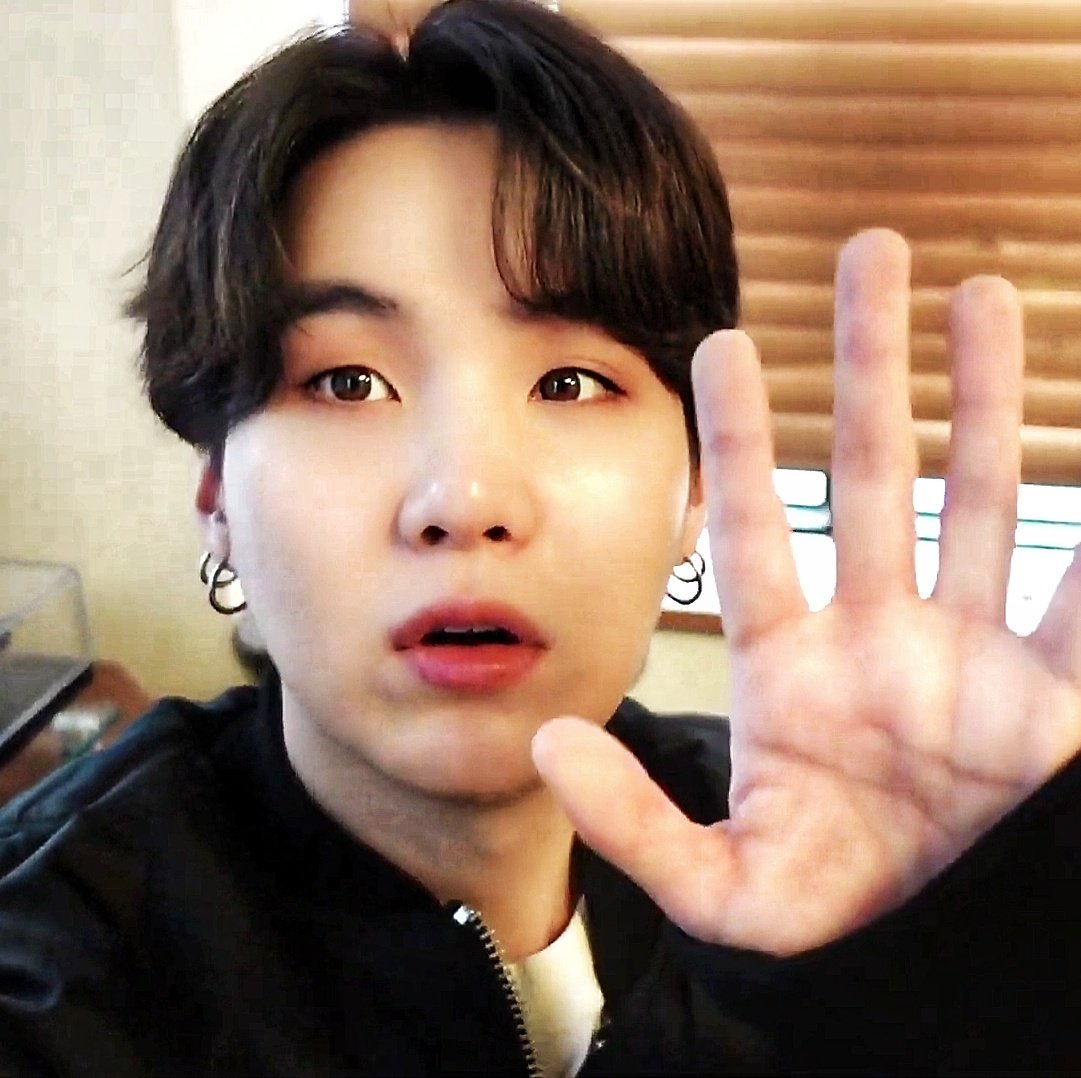 yoongisarchive's tweet photo. https://t.co/gYEclDOknA