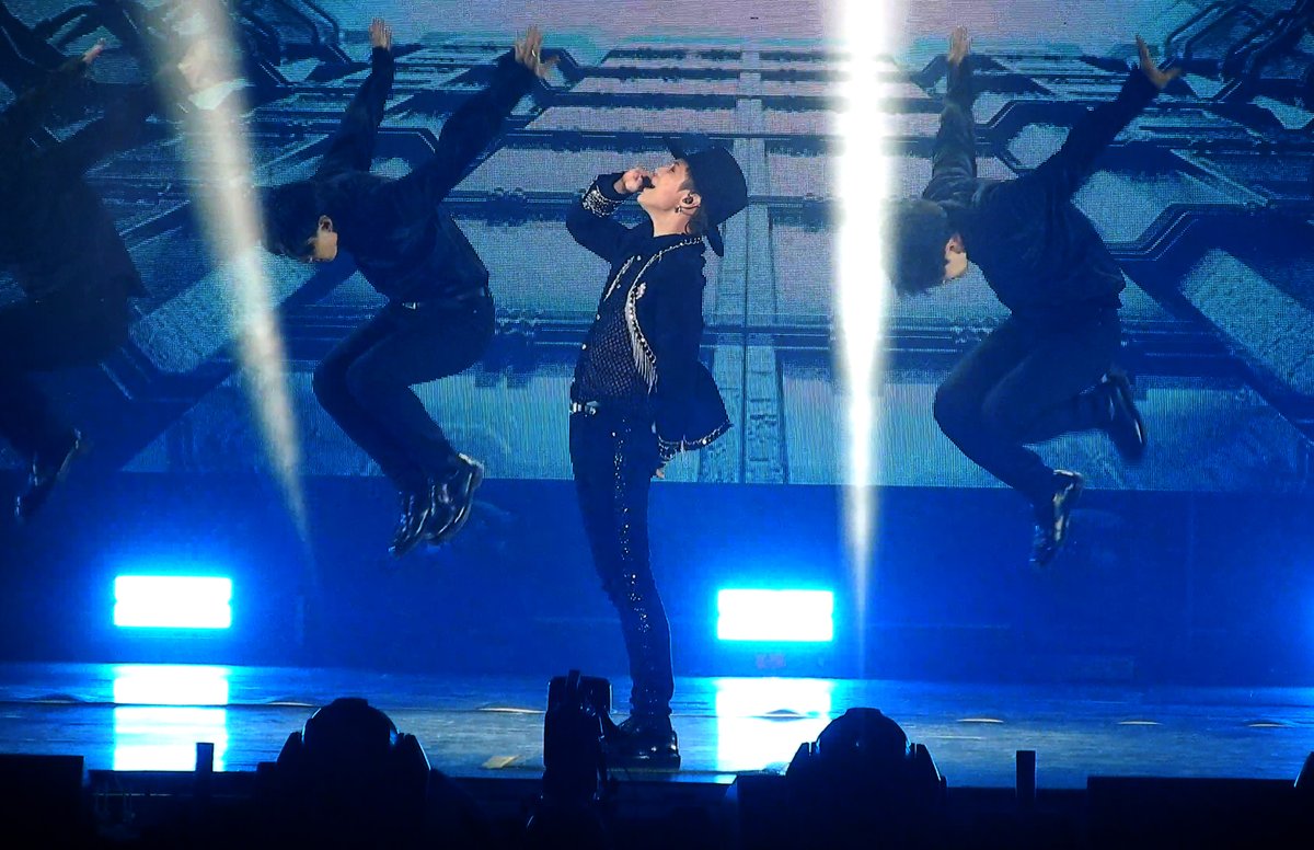 iNsummr's tweet photo. one year ago!!

@SuperM @SHINee @weareoneEXO @NCTsmtown @WayV_official #SuperM #SuperMinNYC #SuperMinNewYork #SuperMTheFuture #SuperM_TAEMIN #태민 #TAEMIN #テミン #WeLoveYouTaemin https://t.co/rEJhaRwkeT