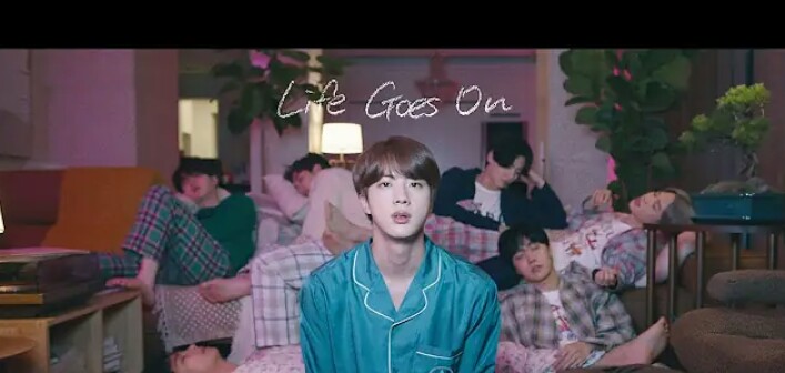 HTrang706's tweet photo. "Life Goes On " ❤
Trời ơi.  Anh nhà comeback rồi 😭❤
#BEisComing #Bangtan #방탄소년단 #V #JIMIN #SUGA #JHOPE #JIN #JUNGKOOK #RM #방탄소년단진 #BTS_BE #LifeGoesOn #BTSARMY #BTSV #BEISCOMINGPARTY #LifeGoesONisComing #SEOKJIN #BTSJIN https://t.co/r21cSqJrRW