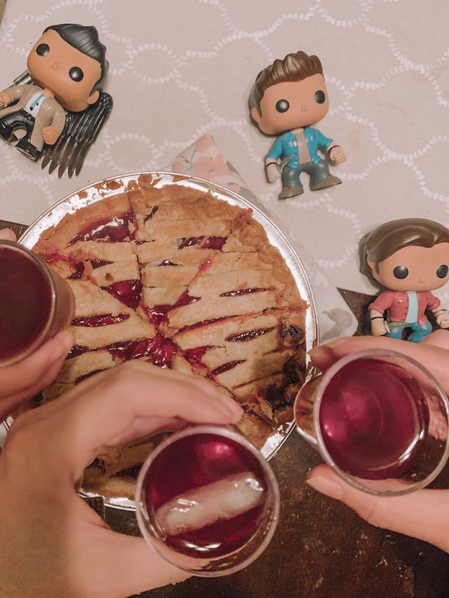SarahRhoades's tweet photo. SUPERNATURAL FINALE!! #PartyLikeAWinchester cherry pie • purple nurples • burgers &amp; beer https://t.co/LXNG7fjSEh