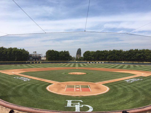 EDHawksBaseball's tweet photo. Found out today that we were named @HighSchoolBCA 2020 National Field of the Year. I’m incredibly honored and thankful for all those involved in making our Yard a nice little patch of dirt and grass...
@edhsathletics @pylusd @SteveFryer @latsondheimer @LesLukach https://t.co/0FotKBZSwz