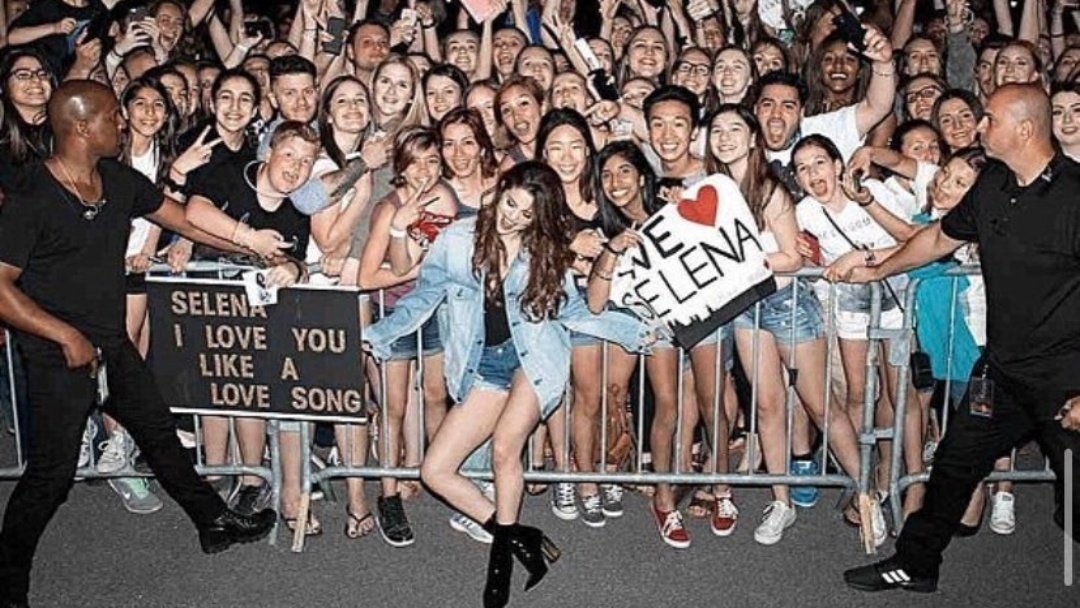 zcd92's tweet photo. μ€λμ μ
λ λμ ν¬λ€μΈ 'μ
λ λ€μ΄ν°' κ° 8λ
μ λ§λ #Selenatorsday ββ
μ νν 2012λ
11μ 19μΌ (λ―Έκ΅ κΈ°μ€) μ
λ λκ° ν¬λ€μ μ²μμΌλ‘ μ
λ λ€μ΄ν°λΌκ³ λΆλ₯΄κΈ° μμνλμ π
νΈμν°μ κ³μ λͺ¨λ μ
λ λ€μ΄ν° λΆλ€ ~~ μμ λμλ€ π₯π
#μΉμ νλͺ¨μ°λΉ΅ https://t.co/3MTKK6TUBi
