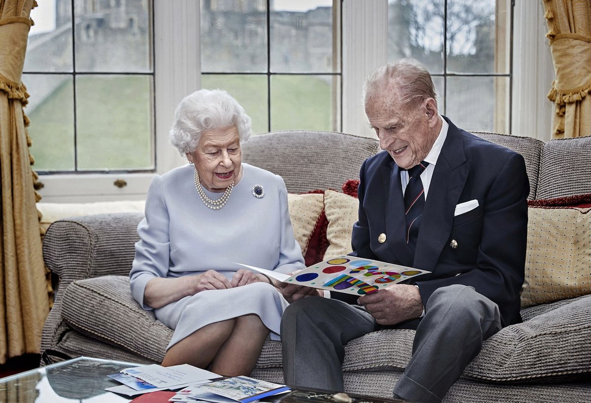 Ranní ptáče: Daně se mění. WHO nedoporučuje remdesivir. Královna Alžběta II. slaví🥰🎉
https://t.co/WrVNTPfzhG
#lplifeonline #ranniptace #QueenElizabeth #remdesivir #Covid_19 #news #coronavirus #zpravy #lifestyle #cesko #czech #lplifecz
(Credit: Profimedia)
@theroyalfamily https://t.co/L2CB29MEeG