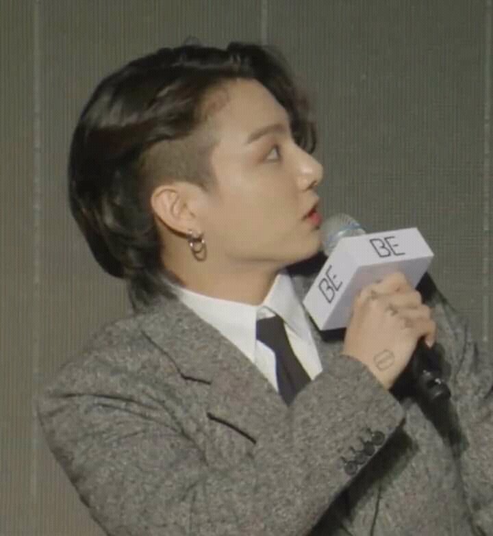 M4M460283439's tweet photo. POR QUE NADIE ESTA HABLANDO DEL CORTE DE CABELLO DE JUNGKOOK?

#BTS_BE #BEisComing https://t.co/nOXP6GHWEn