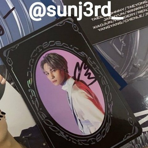 renyangchive's tweet photo. renjun drew wings on yangyang's pc🥺🥺

© sunj3rd_ https://t.co/ww0PTyeVI4