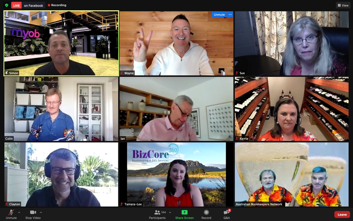 Raising a cup for #GlobalBookkeepingWeek with <a href="/Austbook/">Australian Bookkkeepers Network</a> #bookkeeping
