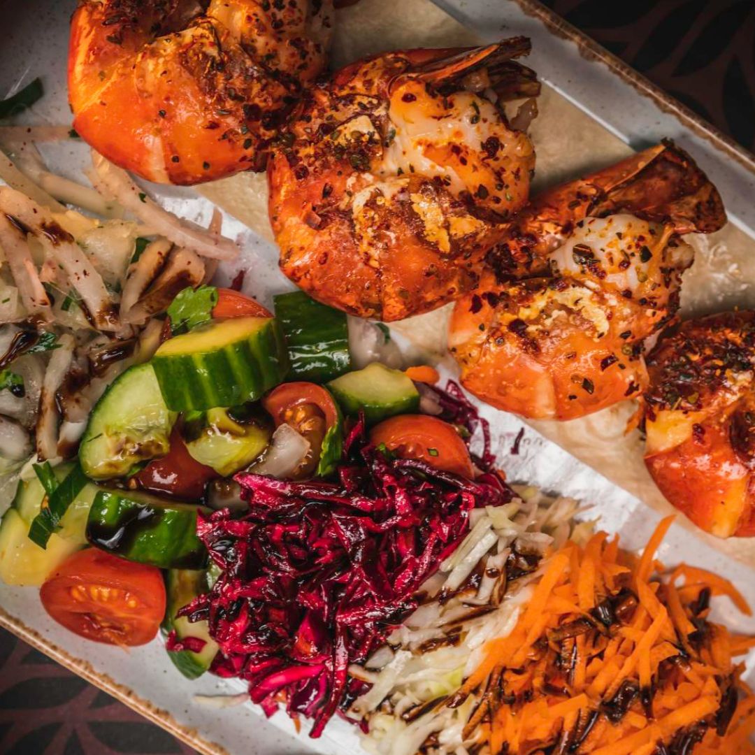 Themkitchenbex's tweet photo. Cooked fresh for your enjoyment ✨

Get 20% OFF when you call and collect at M Kitchen. Reach out on 0208 303 9918. #EatInToHelpOut

https://t.co/8tAOOwbzUM https://t.co/3zZi2cAPK2