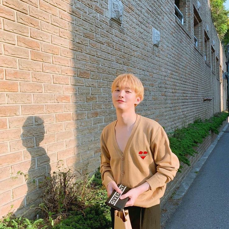 ippu_nnp's tweet image. แง้พี่จีซองงงงง คิดถึงคุณคนนี้มั๊กๆๆๆๆเลยยยย  💓🐧
#WelcomebackYJS