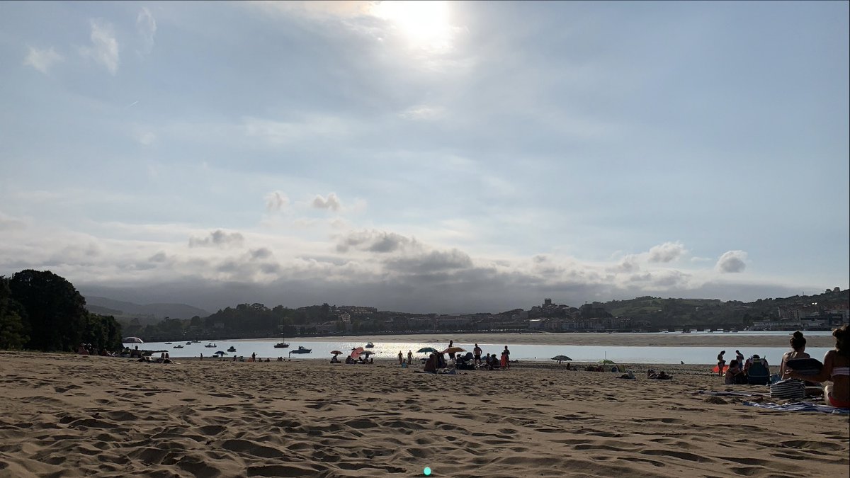 carlaedprimaria's tweet photo. Fotos que saqué durante el verano de 2020 del paisaje de San Vicente de la Barquera, visto desde la Playa el Tostadero.
#mipaisaje #DCSUVA https://t.co/NSwO7zWynq