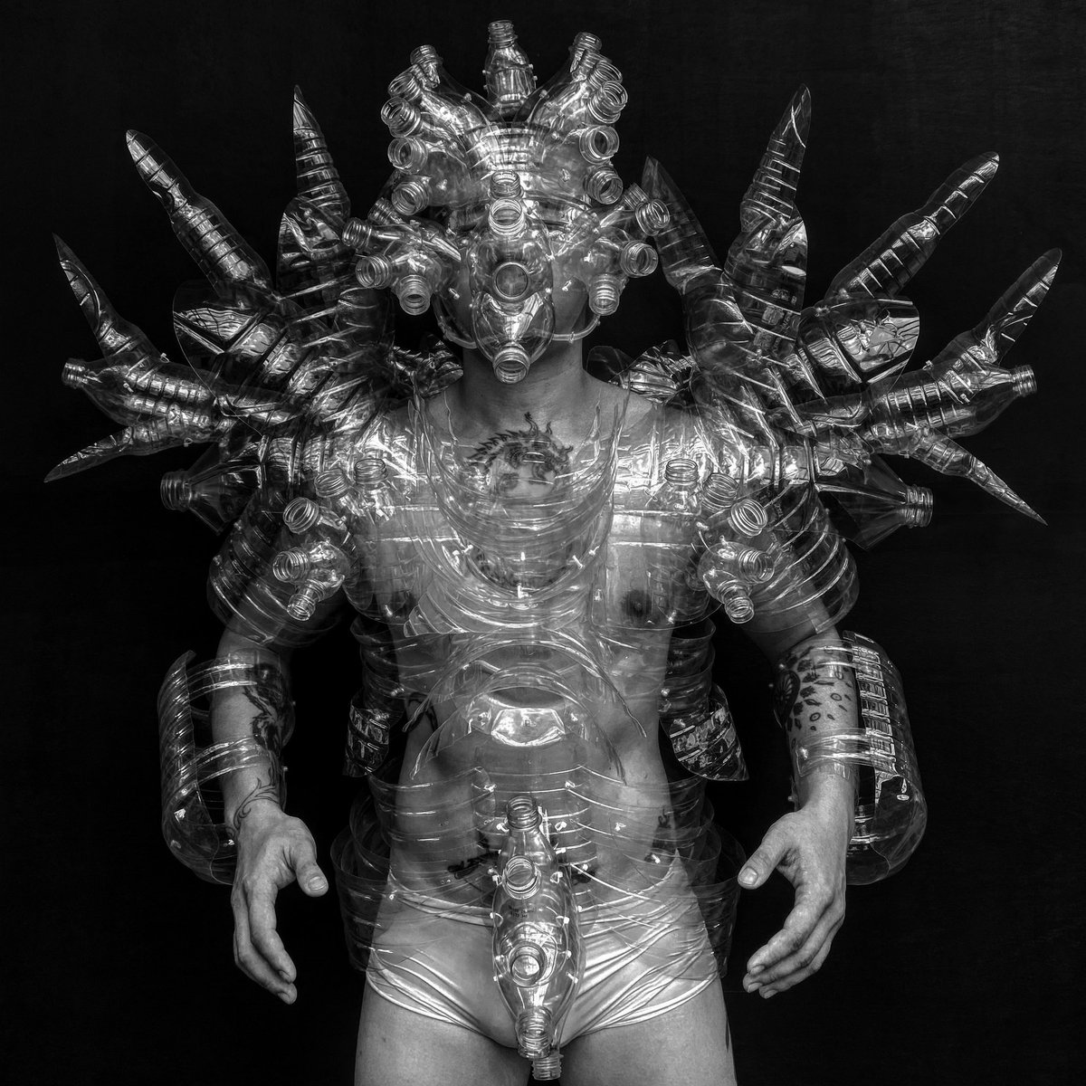 Leeroy New tweet media