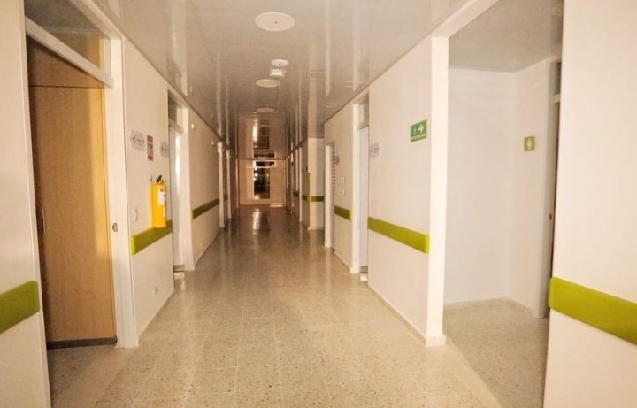 Boyaca95_6FM's tweet photo. ¡Importante! El gobierno de @RamiroBarraganA invirtió $2.078 millones para dotar con equipos biomédicos el nuevo Hospital Regional de Miraflores que beneficiará a más de 30.000 boyacenses en la Provincia de Lengupá.

[Hilo] https://t.co/YzfNerWaTw