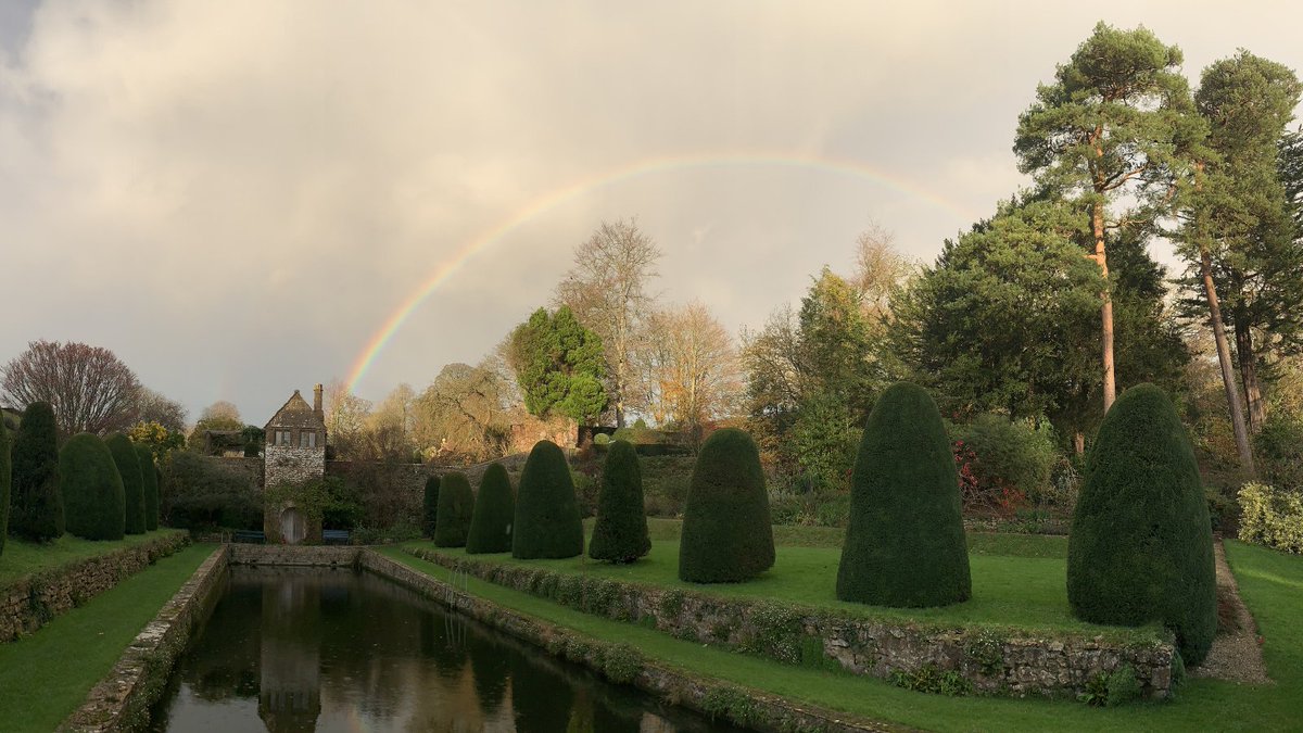 Mapperton House & Gardens tweet media