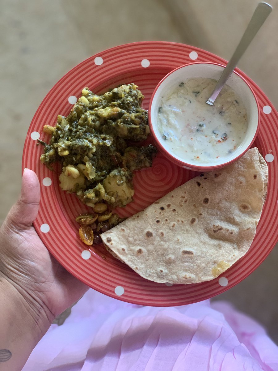 I have been slacking in the kitchen with cook making most of our meals. This week however I have made my way back slowly. In everyday routine meals. BTW, the palak aloo recipe in the first picture is a bomb & very versatile. Works with most greens  https://www.instagram.com/p/BzYHpSgnvDN/?igshid=1riva408byp93