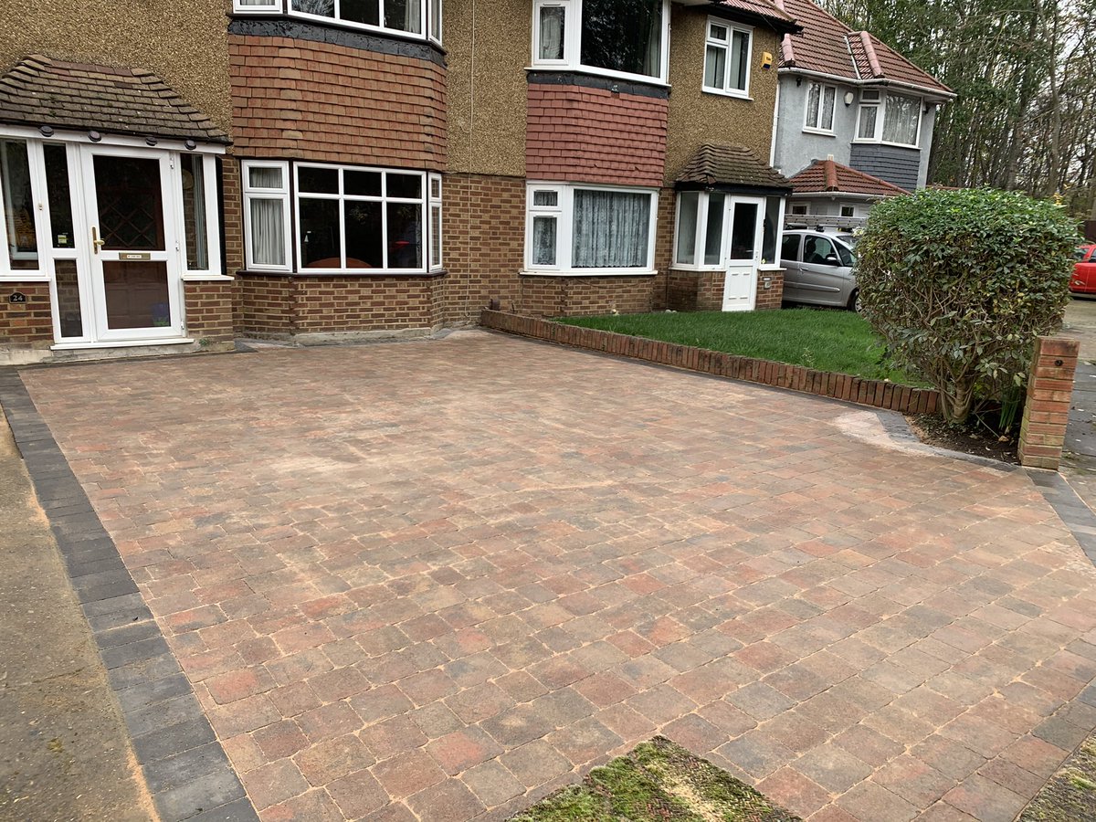 onsitepaving's tweet image. Another quality installation by the team @onsitepaving using @Tobermore products tegula heather @RodTobermore material supplied by @ProTradersBM  instagram.com/p/CHz6ikdndJO/…