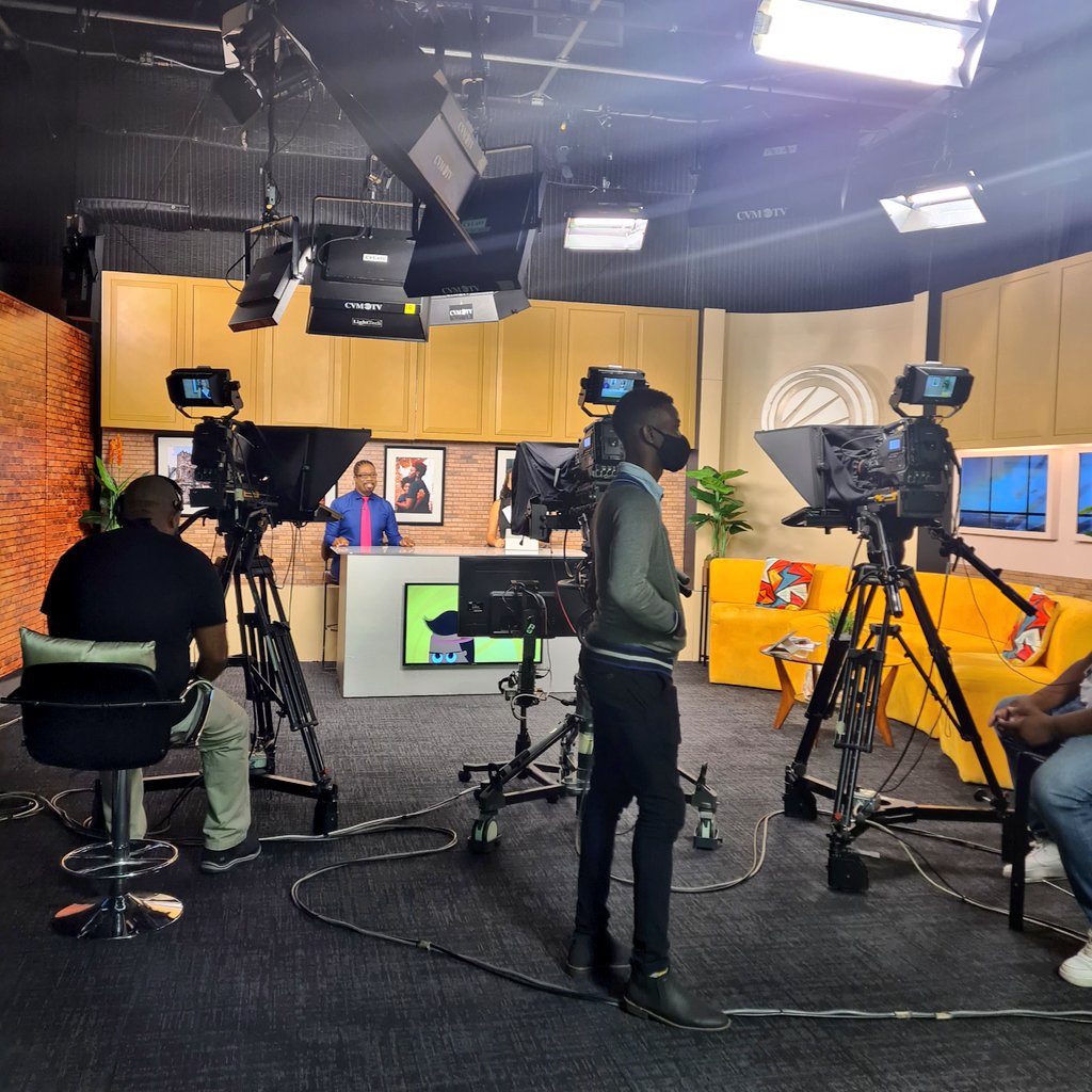 dempsterchung's tweet photo. Thanks @CVMTV! Was great to be able to speak about the Catapult Arts grant with recipient and theatre director Evone Walters. 1,129 artists so far have benefitted, from training or cash grants ranging from $74,000 - $440,000. Grateful to the partners @AFJcares &amp; @FreshMilkBdos https://t.co/DmJBM5uaxW