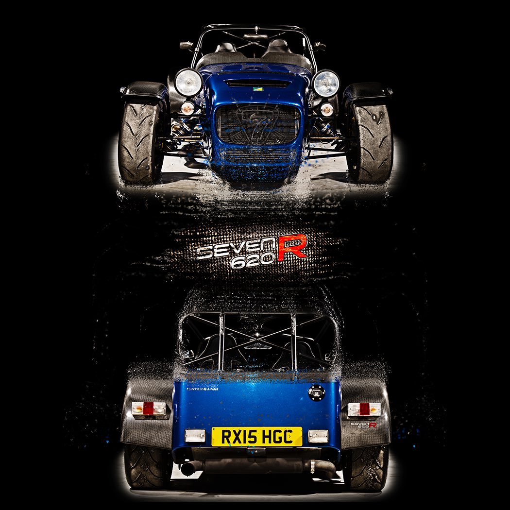 CARismaPHOTO's tweet photo. What a fantastic colour to be let loose on! There was plenty of carbon fibre on this 620R! Created some great artwork to show off the power these things create 📸🔥
-
-
#carismaphoto #caterham #caterham7 #carart #carphotography #supercars #classiccars #mancave #mancaveideas https://t.co/oxgWePFBqd