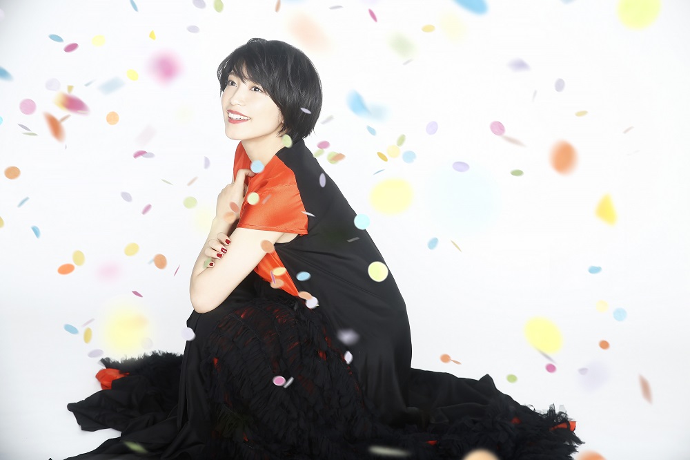 「三田祭前夜祭ライブのお知らせ11/20(金)から3夜連続で、配信ライブ「#三田祭」|チケットぴあのイラスト